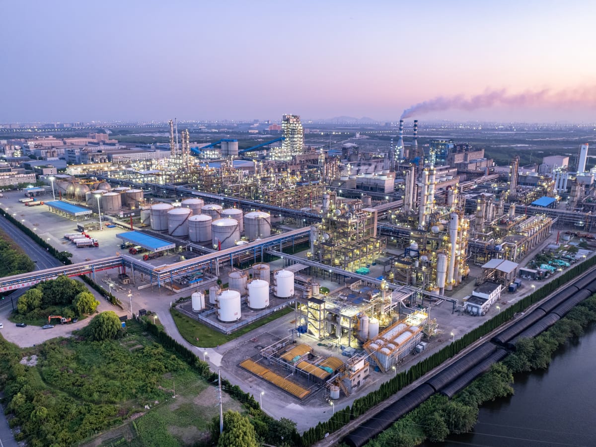 Strukturierte Lagerregale mit Industrieware
