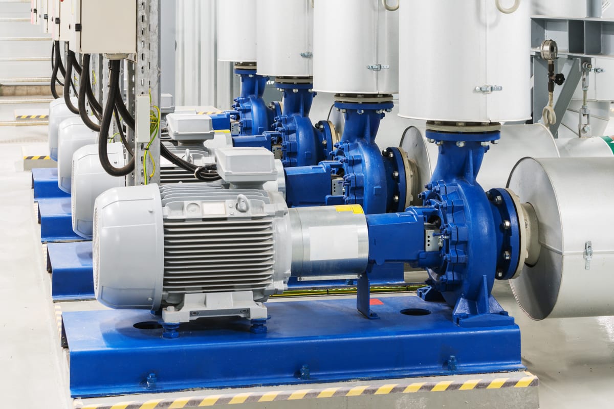 Industrielle Pumpen in einer Kraft-Wärme-Kopplungsanlage